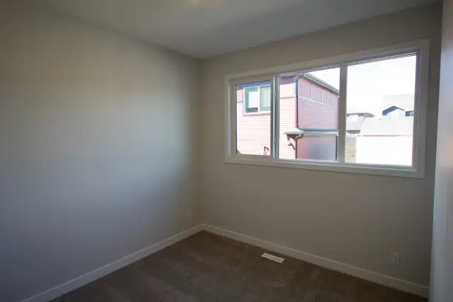 Orchards 4 Bed 3 Bath Home Dbl Garage SW Edmonton - Photo 23