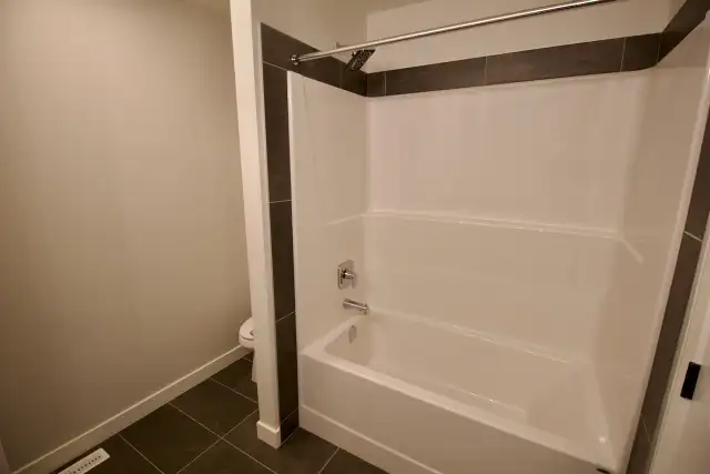 Orchards 4 Bed 3 Bath Home Dbl Garage SW Edmonton - Photo 25
