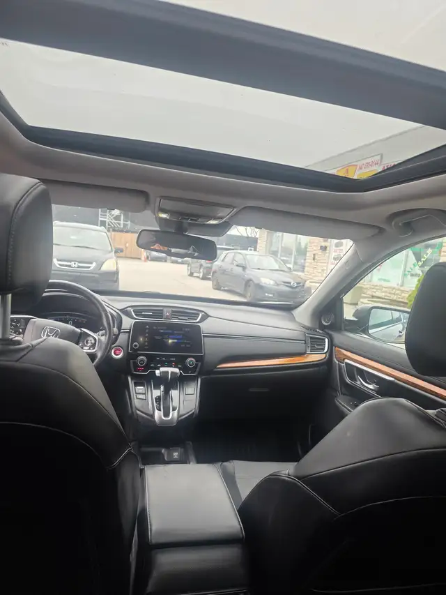 2018 Honda CR-V Touring - Photo 8