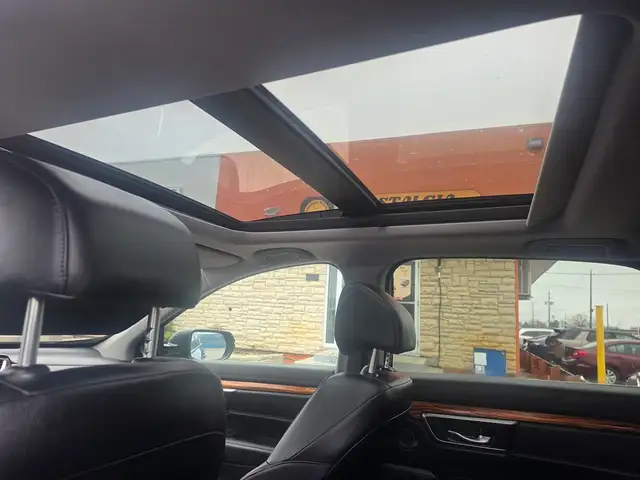 2018 Honda CR-V Touring - Photo 9