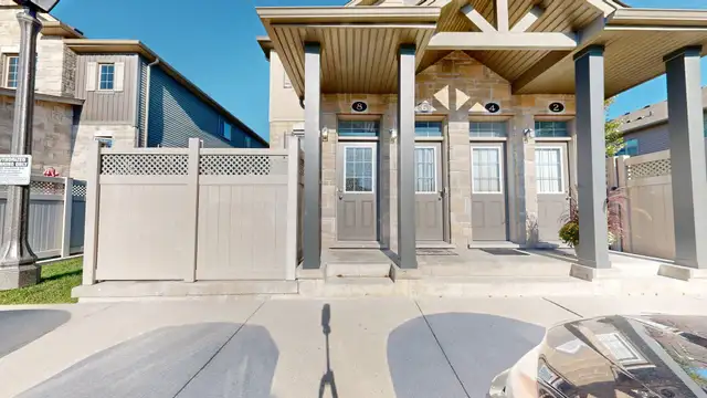 UNIT 8-3200 SINGLETON AVE-LOWER UNIT