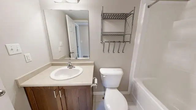 UNIT 8-3200 SINGLETON AVE-LOWER UNIT - Photo 12