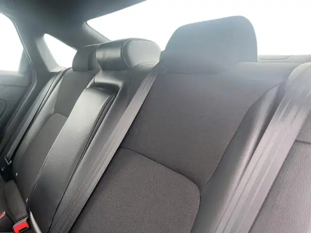 2024 Honda Civic Sport Sport | Sunroof | 18'' Alloy Wheels - Photo 9