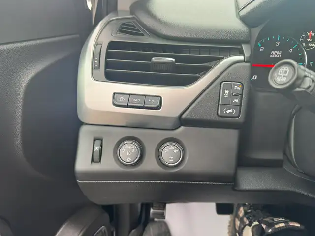 2016 Chevrolet Tahoe LTZ - Photo 16