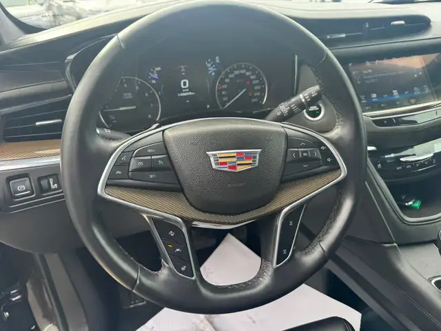 2017 Cadillac XT5 Platinum - Photo 11