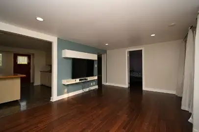 5395 Erickson Street - A - Photo 4