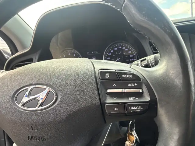 2019 Hyundai Elantra Preferred Preferred, Winter Tires - Photo 16