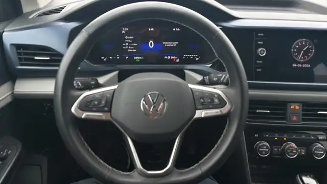 2024 Volkswagen Taos Comfortline PANO ROOF - Photo 12