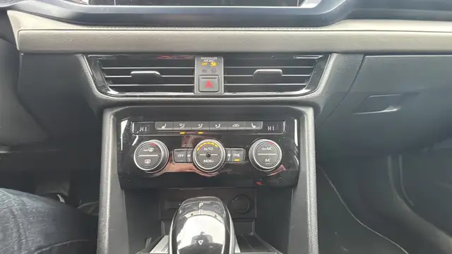 2024 Volkswagen Taos Comfortline PANO ROOF - Photo 14