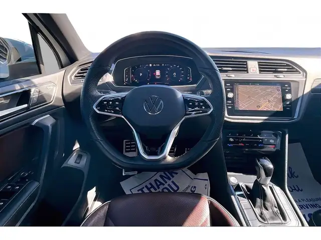2024 Volkswagen Tiguan AWD | LEATHER | NAV | PANORAMIC SUNROOF | - Photo 3
