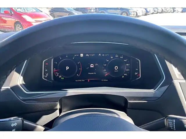 2024 Volkswagen Tiguan AWD | LEATHER | NAV | PANORAMIC SUNROOF | - Photo 11