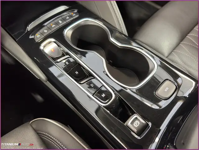 2022 Buick Envision Avenir AWD-Cooled Leather-Pano Roof-360 Came - Photo 17