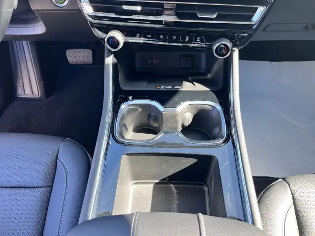 2026 Chevrolet Traverse - Photo 15