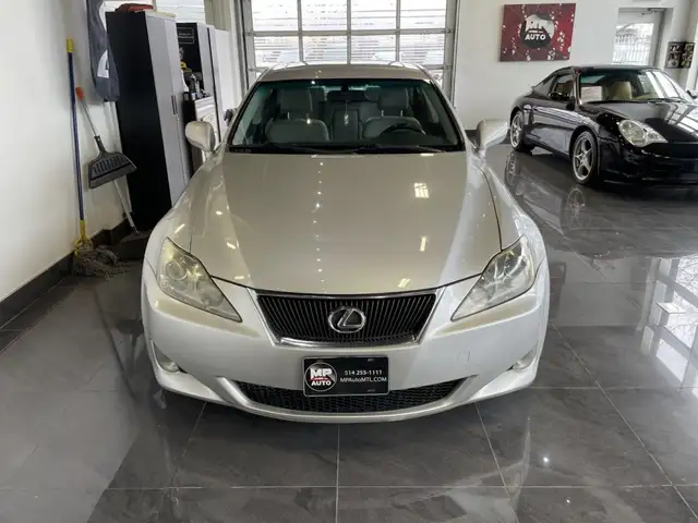2008 Lexus IS 250 - Photo 2