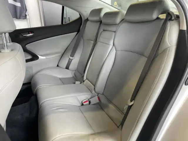 2008 Lexus IS 250 - Photo 10