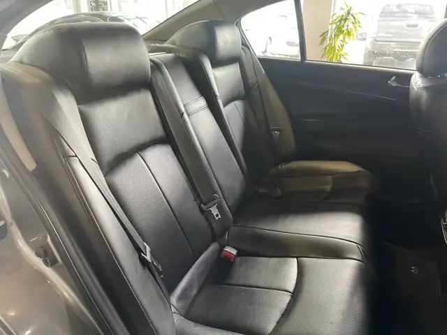 2011 Infiniti G25 Sedan x - Photo 11