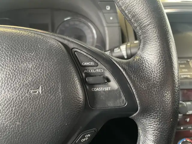 2011 Infiniti G25 Sedan x - Photo 17