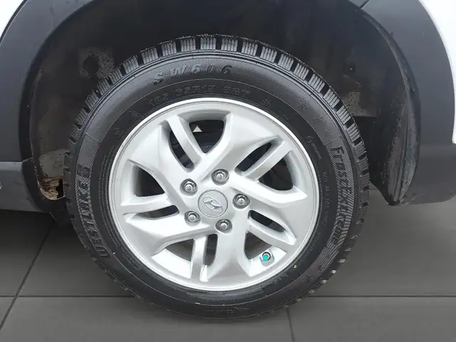 2024 Hyundai Venue Preferred Preferred | Lane Assist |Heated... - Photo 9