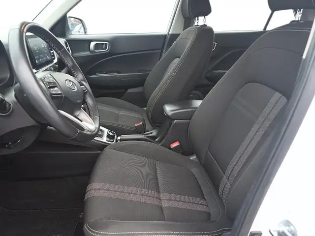 2024 Hyundai Venue Preferred Preferred | Lane Assist |Heated... - Photo 11