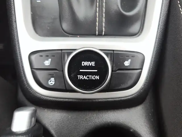 2024 Hyundai Venue Preferred Preferred | Lane Assist |Heated... - Photo 17