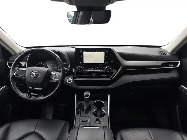 2020 Toyota Highlander XLE XLE | Sunroof | Leather Seats - Photo 13
