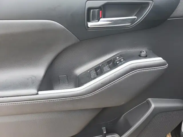 2020 Toyota Highlander XLE XLE | Sunroof | Leather Seats - Photo 15