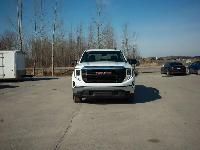 2025 GMC Sierra 1500 Pro - Wi-Fi Hotspot | Lane Assist - Photo 3