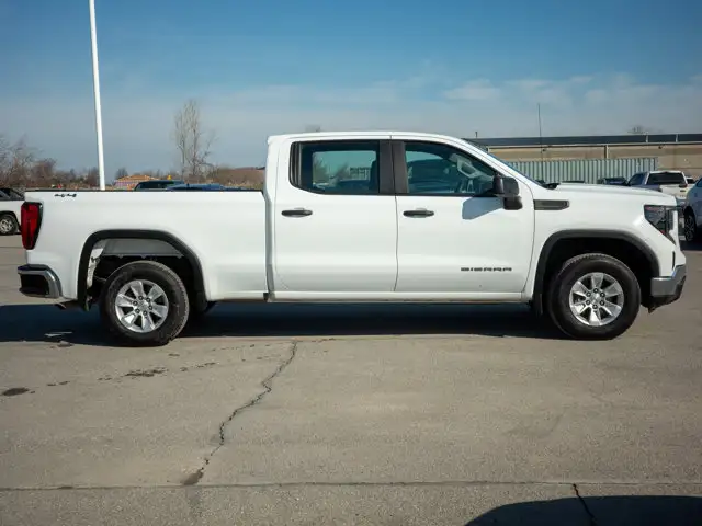 2025 GMC Sierra 1500 Pro - Wi-Fi Hotspot | Lane Assist - Photo 9