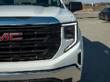 2025 GMC Sierra 1500 Pro - Wi-Fi Hotspot | Lane Assist - Photo 11