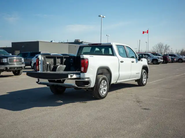 2025 GMC Sierra 1500 Pro - Wi-Fi Hotspot | Lane Assist - Photo 14