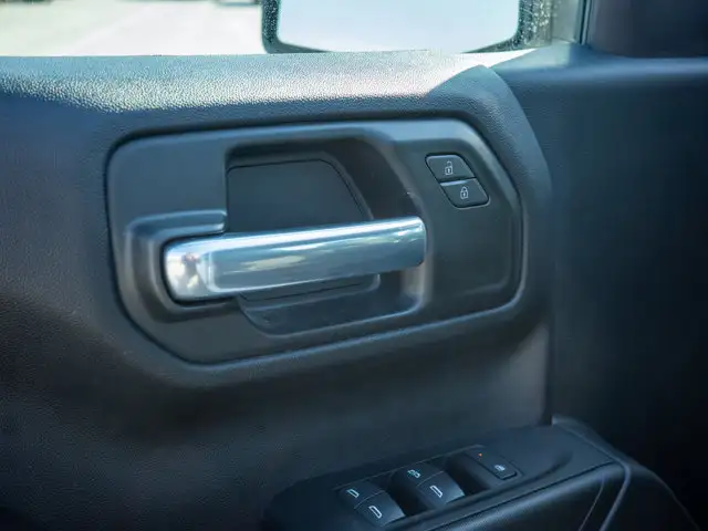 2025 GMC Sierra 1500 Pro - Wi-Fi Hotspot | Lane Assist - Photo 22
