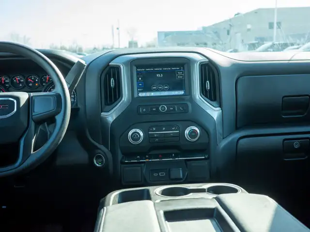 2025 GMC Sierra 1500 Pro - Wi-Fi Hotspot | Lane Assist - Photo 26