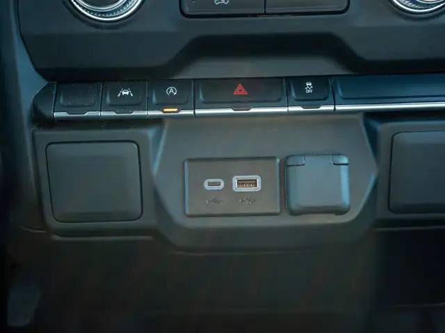 2025 GMC Sierra 1500 Pro - Wi-Fi Hotspot | Lane Assist - Photo 33