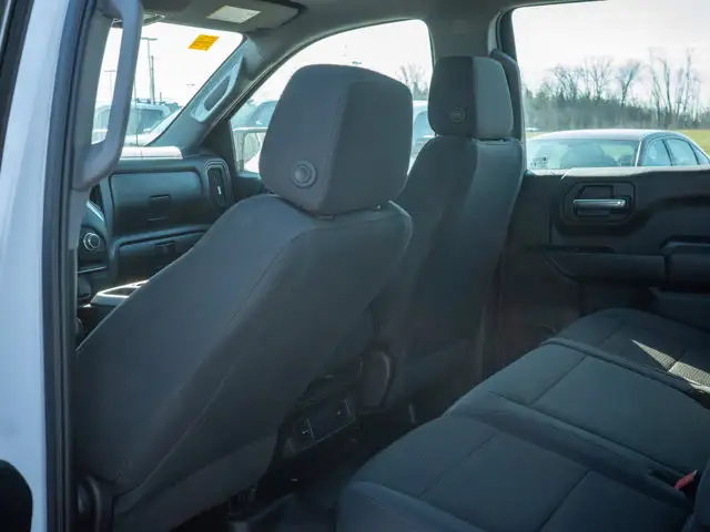 2025 GMC Sierra 1500 Pro - Wi-Fi Hotspot | Lane Assist - Photo 45