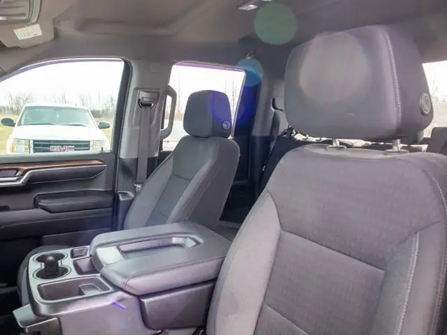 2023 Chevrolet Silverado 1500 LT - Heated Steering Wheel - Photo 19