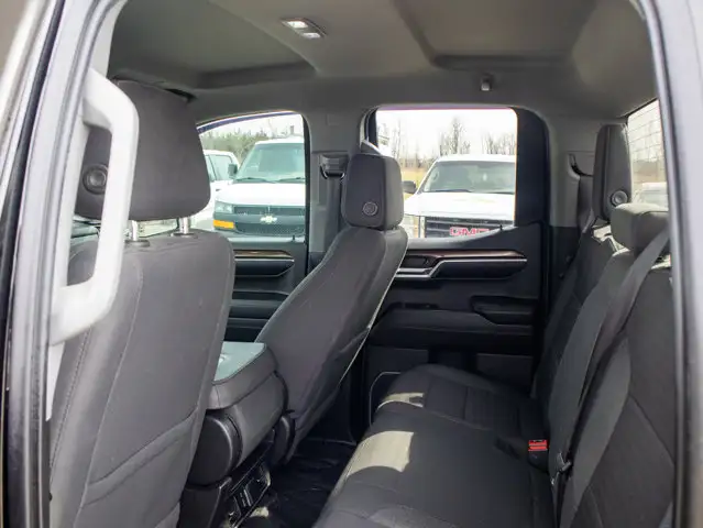 2023 Chevrolet Silverado 1500 LT - Heated Steering Wheel - Photo 39