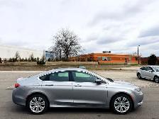 2015 Chrysler 200 Limited 4dr Front-wheel Drive Sedan Automatic - Photo 9