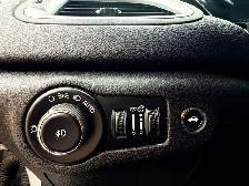 2015 Chrysler 200 Limited 4dr Front-wheel Drive Sedan Automatic - Photo 15