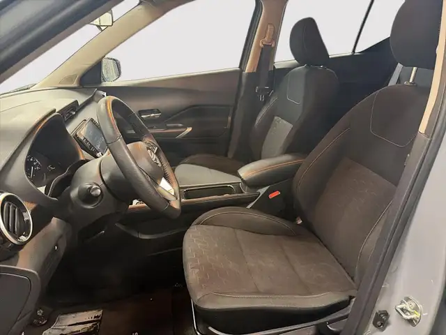 2024 Nissan Kicks SV SV |Heated Seats & Steering - Photo 11