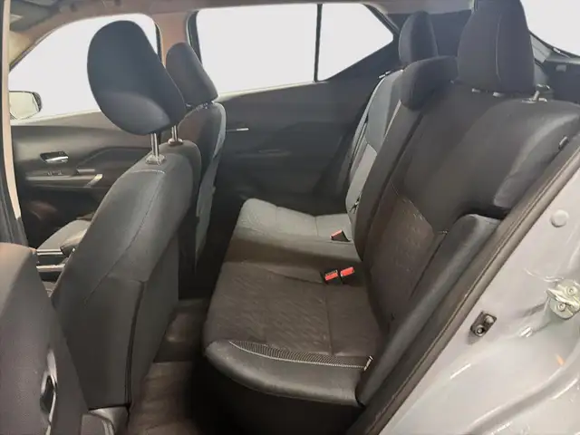 2024 Nissan Kicks SV SV |Heated Seats & Steering - Photo 12