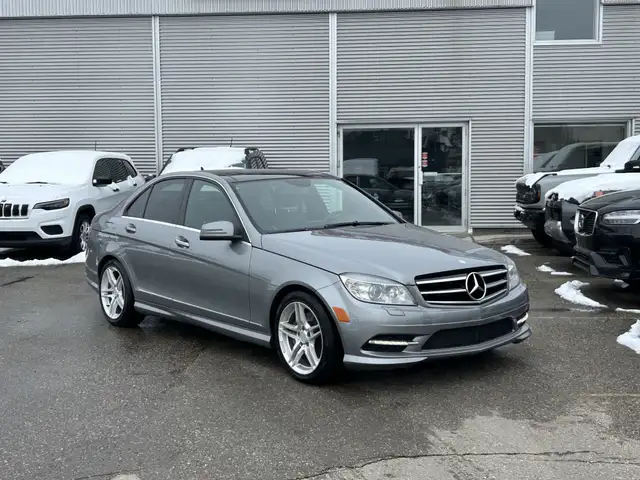 2011 Mercedes-Benz C-Class C 350 4MATIC AWD SEDAN//NAVI/BACK UP - Photo 7