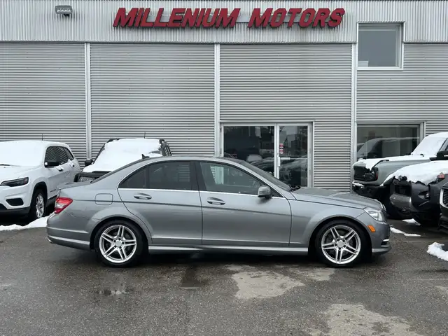 2011 Mercedes-Benz C-Class C 350 4MATIC AWD SEDAN//NAVI/BACK UP - Photo 20