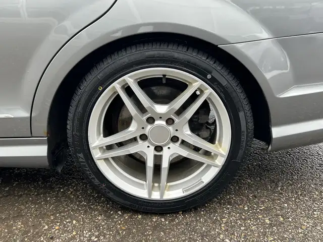 2011 Mercedes-Benz C-Class C 350 4MATIC AWD SEDAN//NAVI/BACK UP - Photo 22