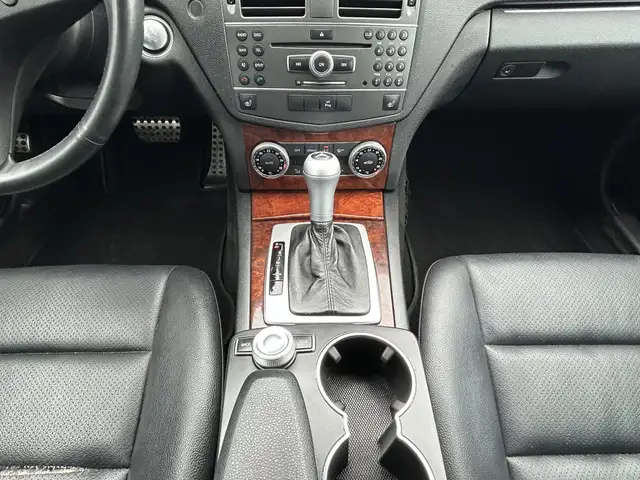 2011 Mercedes-Benz C-Class C 350 4MATIC AWD SEDAN//NAVI/BACK UP - Photo 31