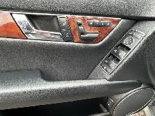 2011 Mercedes-Benz C-Class C 350 4MATIC AWD SEDAN//NAVI/BACK UP - Photo 32