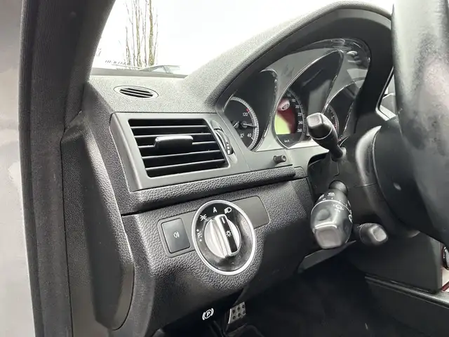 2011 Mercedes-Benz C-Class C 350 4MATIC AWD SEDAN//NAVI/BACK UP - Photo 34