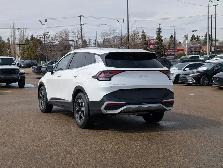 2025 Kia Sportage LX - Photo 4