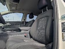 2025 Kia Sportage LX - Photo 18