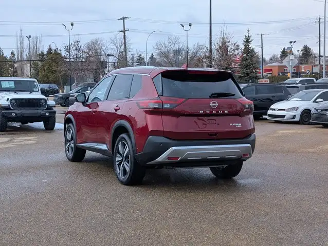 2023 Nissan Rogue Platinum - Photo 4