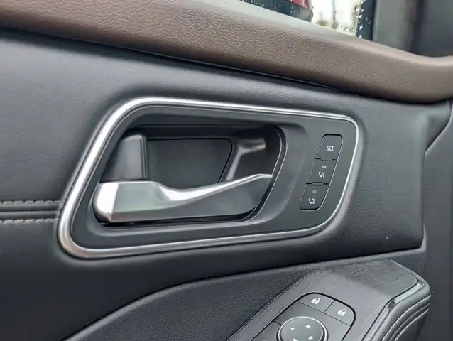 2023 Nissan Rogue Platinum - Photo 17